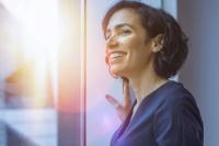 The simple, unexpected ways to keep your energy from crashing after lunch, according to science