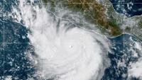 Hurricane Polo fuels fears of landslides and flooding in south-west Mexico