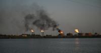 Oil swings as traders eye Saudi pipeline restart, US-Iran talks