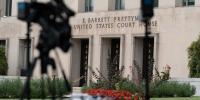North Dakota governor opposes a media ban at the White House