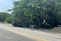 Colombians in Santa Marta stay inside after violence wracks the city