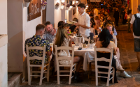 Spain’s 10pm dinner is disappearing and it could change your nights out