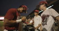 Home run derby offers a first look at Arkansas baseball's returning bats