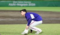 Taiwan players find laundry service, ending baseball teams' 'laundry war'