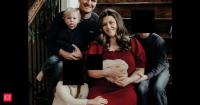 Illinois mom, Lindsay Clancy supporter, allegedly kills 2-year-old son Barrett Walsh by hanging him in the basement