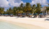 SAii Lagoon Maldives welcomes SunRay Social & Swim Club