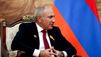 Yerevan does not need to 'sit on two chairs', Pashinyan says [VIDEO]