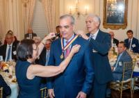 Abinader receives Americas Society’s highest honor for leadership and regional impact