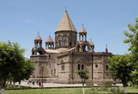 Armenian Government Publishes Report on Alleged Church Crisis; Proposes Restructuring