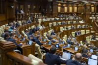 Parliament votes, in first reading, on legislative measures to strengthen independence of National Bank of Moldova in line with European standards
