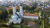Ukrainian man stabs five at Catholic monastery in Poland, killing priest