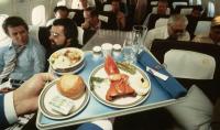 11 Vintage Photos of Airline Meals From Decades Past