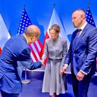 World leaders’ warm welcome