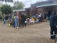 FARMERS WELCOME ARRIVAL OF SEEDS, MANURE IN MAFETENG