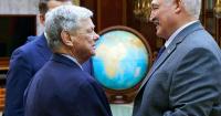 Belarus leader Lukashenko frees 15 after US talks