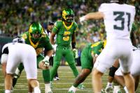 Oregon vs. USC Big Ten clash: Experts release first-look predictions for ranked Saturday night showdown