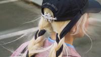Knot-inspired cap a hit with Japanese tourists as Seoul's official merch catches on