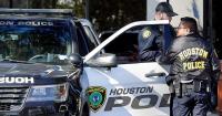 Houston Police: Intruder Kicks In Door, Gets Shot by Elderly Homeowner