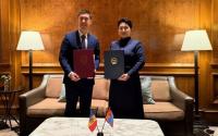 Minister Battsetseg Meets Deputy Prime Minister of Moldova Mihai Popșoi