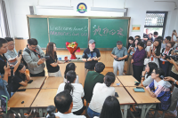 Sakolsky calls for stronger people-to-people bonds
