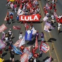 Brazil candidates mount digital armies for fierce online campaign