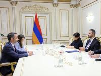 Rubinyan discusses Armenia-France ties with French ambassador