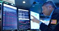U.S. stocks hold steady on Wall Street as oil prices ease, Treasury yields remain stable