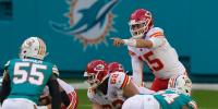 KCTV Sports Huddle: Preview, predictions for Chiefs’ first road test against Dolphins
