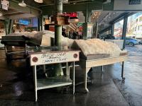 Slog AM: Money for Dow Constantine, Trump and Xi Do Nothing, and Vivian Says Goodbye to Seattle