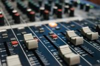 Silent radio speaks volumes: How the closure of 1130 NewsRadio impacts student journalists 