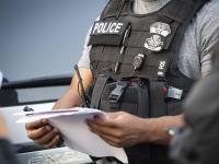 ICE Enforcement Hampers Beef Packing in Kansas, Delaying Thousands of Cattle