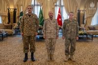 Saudi Arabia, Pakistan and Turkey pledge stronger military cooperation after Mecca attacks
