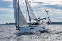 Swiss Army Boat: Sirius 35 DS Boat Review