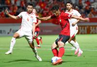 Men's, women's football teams advance to semifinals