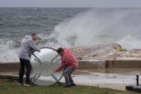 New York, New Jersey Declare Emergencies, Brace for Nor’easter
