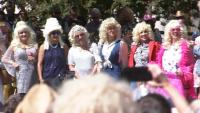 A nod to '9 to 5,' San Francisco celebrates first-ever Dolly Parton Day