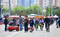 UB Goes Car-Free: Pedestrians Take the Streets
