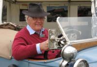 Tributes paid to ‘remarkable’ former QEH surgeon who died, aged 96
