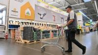 Why is the Swiss government opposing stricter neutrality rules?