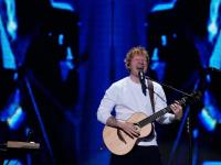 How Ed Sheeran went 'Indian' &amp; didn't mix politics with his entertainment