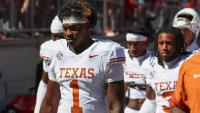 Texas DE Colin Simmons penalized for 'simulating use of restroom' after sack of Tennessee QB Faizon Brandon