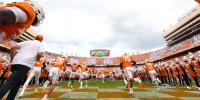 Texas edges past Tennessee 20-17 in both teams’ first SEC matchup