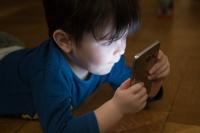 Govt seeks guardians´ view about children’s social media use
