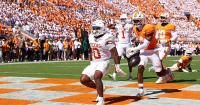 No. 1 Texas Longhorns holds off No. 14 Tennessee Vols 20-17 in Knoxville