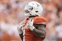 Texas’ Colin Simmons Addresses Viral Penalty vs. Tennessee: ‘Charge It to the Game’