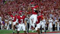 No. 8 Alabama starts fast, overwhelms South Carolina 49-18 to remain unbeaten