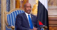 The military chief of Sudan challenges the "pressures" from the US and reiterates his promise to end the RSF.