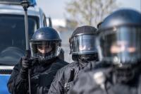 German police and special services are searching for Russian weapon caches