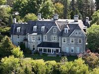 24 Sussex Drive is getting renovated. Some think the National Capital Commission should be overhauled too