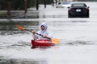 Powerful nor’easter disrupts flights, leaves over 100,000 without power in U.S.